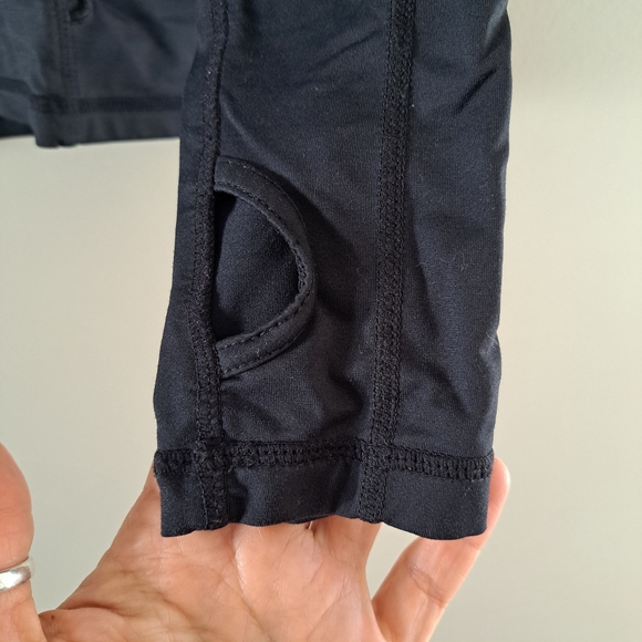 EUC Lululemon long-sleeved luxstreme running top - Picture 3 of 6